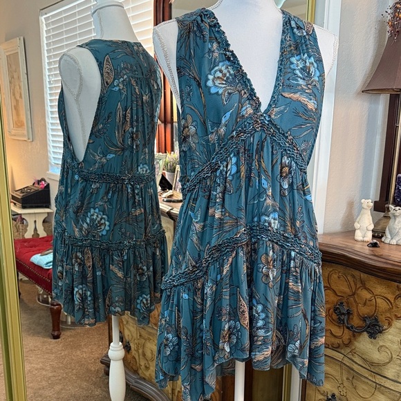 Free People Tops - Free People Hummingbird Print Tunic Top Dark Teal